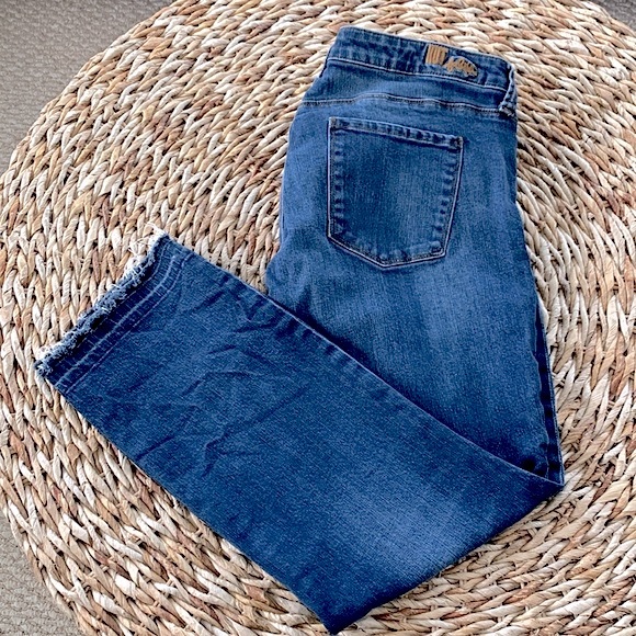 Kut from the Kloth Emma Ankle Straight Jean - Picture 5 of 16